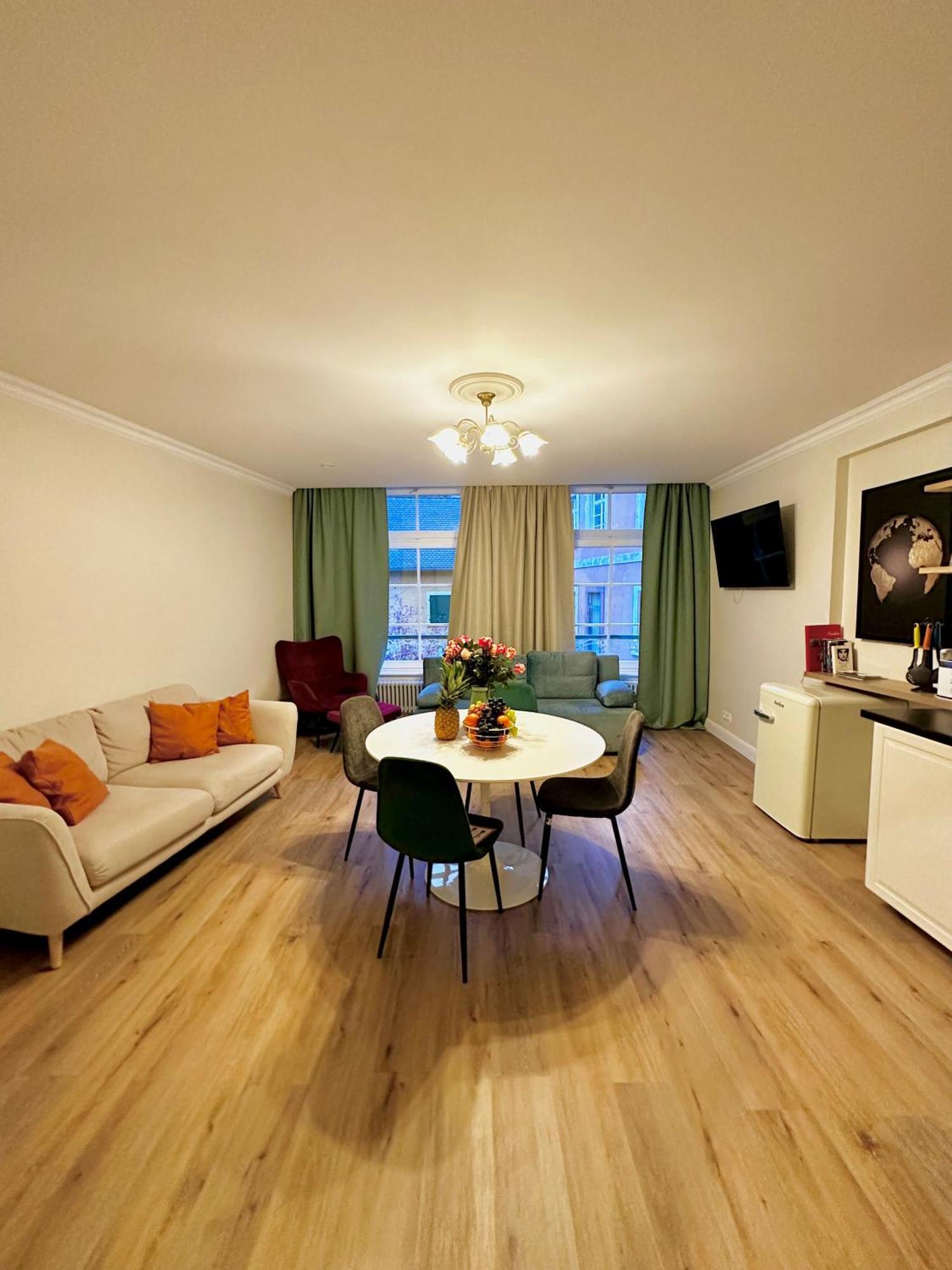 Hirsch Appartements Baden-Baden Kültér fotó
